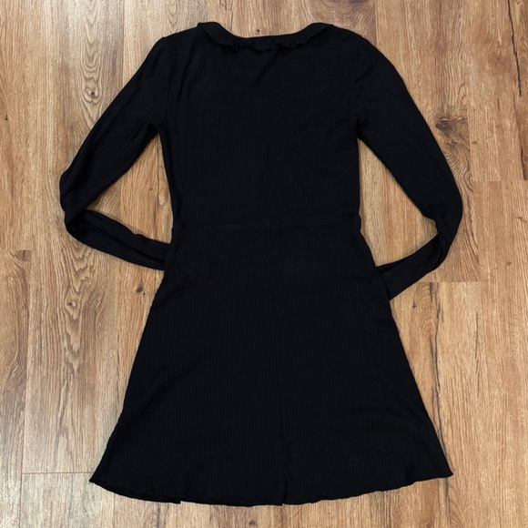 Forever 21 Tie Front Ruffle Dress - Picture 4 of 6